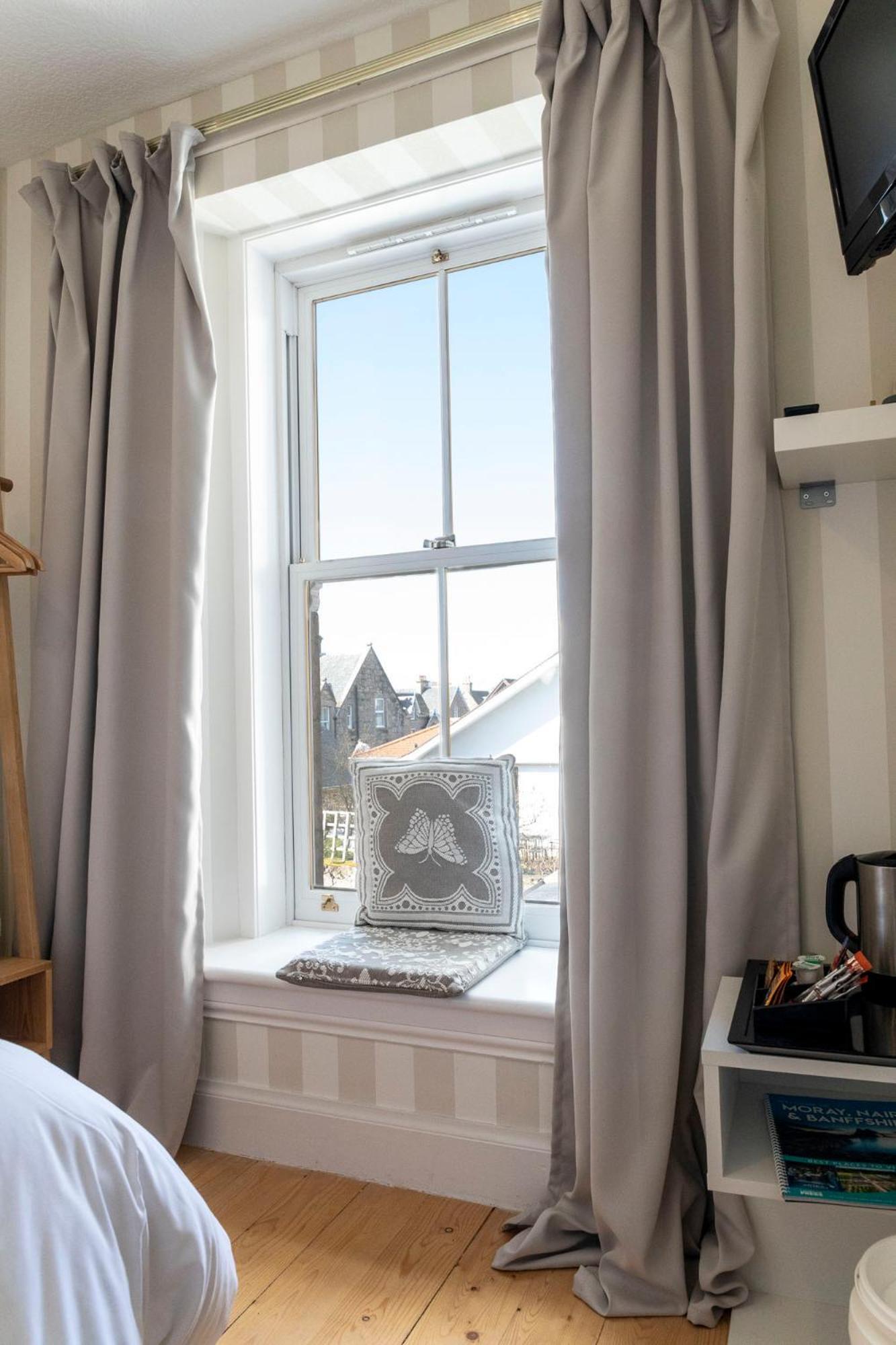 Cawdor House B&B 네언 외부 사진